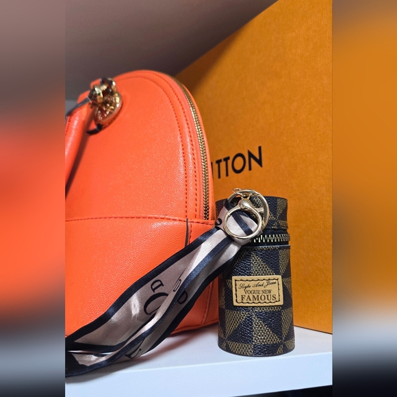 Stylish Mini Bag Charm w Scarf for Lipstick, Earbuds, Car keys w Keychain Clip - Picture 4 of 4